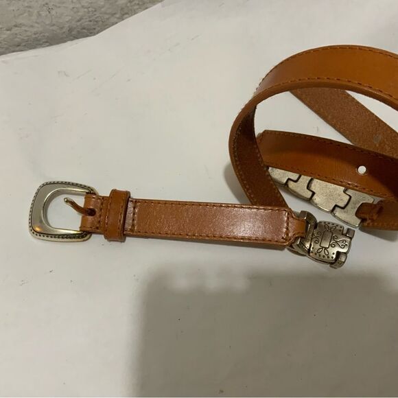 New Beautiful Fossil belt skinny tan metal size Small
